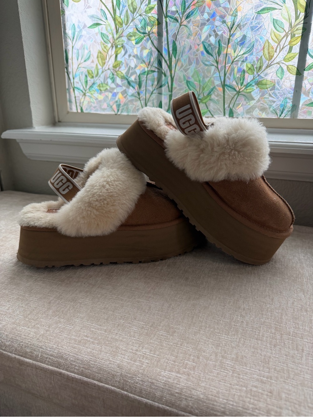 UGG Women’s Chestnut Funkette Slingback Platform Slippers Size 8